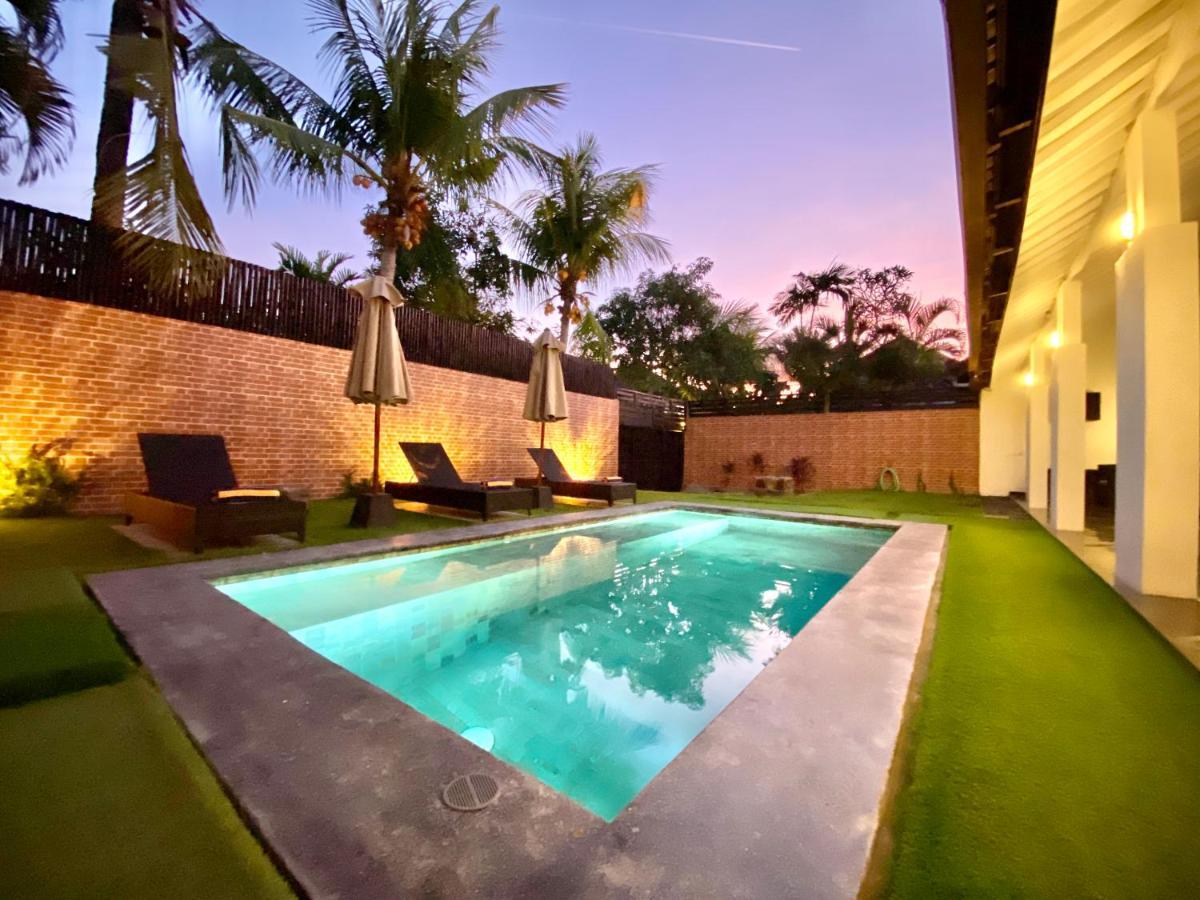 Villa Julia | Heart Of Seminyak | 350M Beach Екстериор снимка